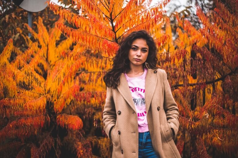Early Fall Outfits: Complete Guide to Transitional Style for 2025