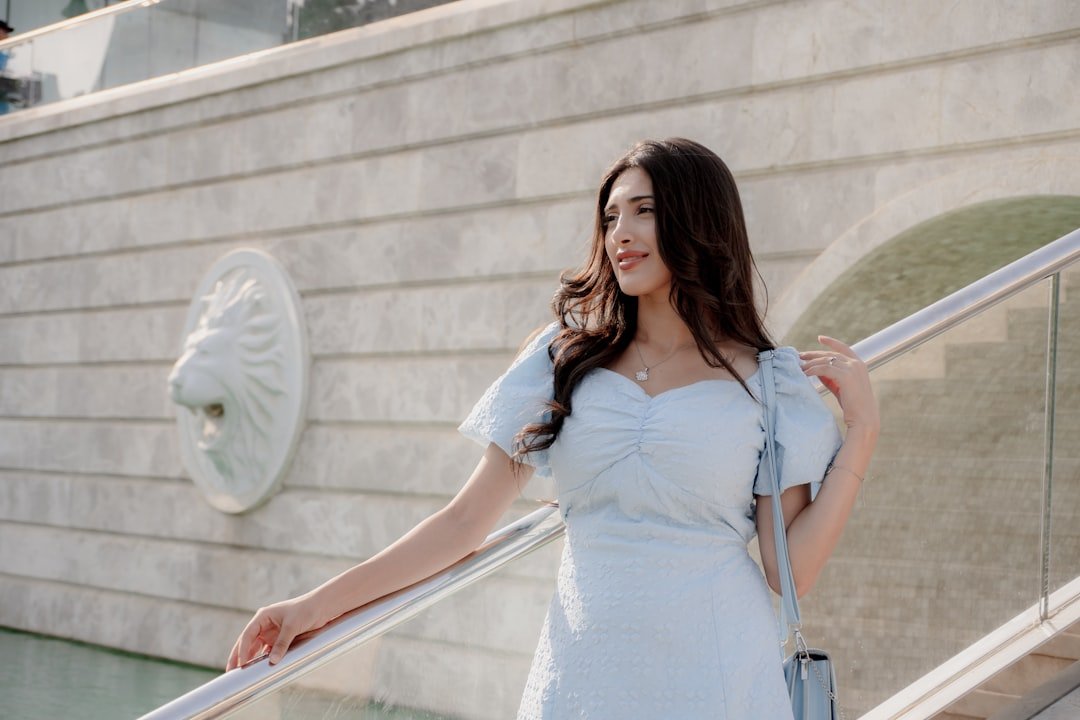 Plus size wedding guest outfits