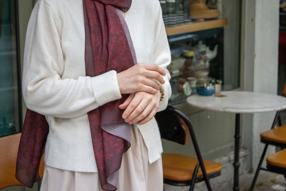 Burgundy fall outfit ideas styled for work, brunch, date night, and casual weekend wear.