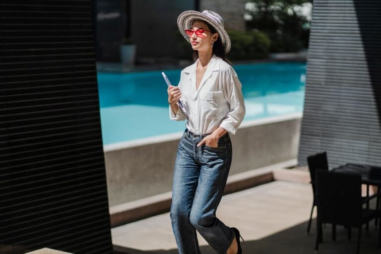 Summer Chic Outfits: Effortless Style Guide for Hot Weather Fashion