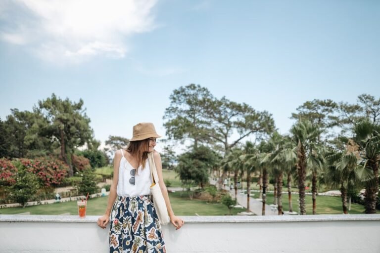 Vacay Outfits: Ultimate Guide to Stylish Looks Anywhere You Go