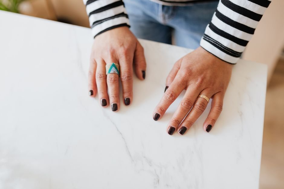 Marble Fall Nails: 2025's Ultimate Autumn Manicure Trend Guide 3 Marble Fall Nails