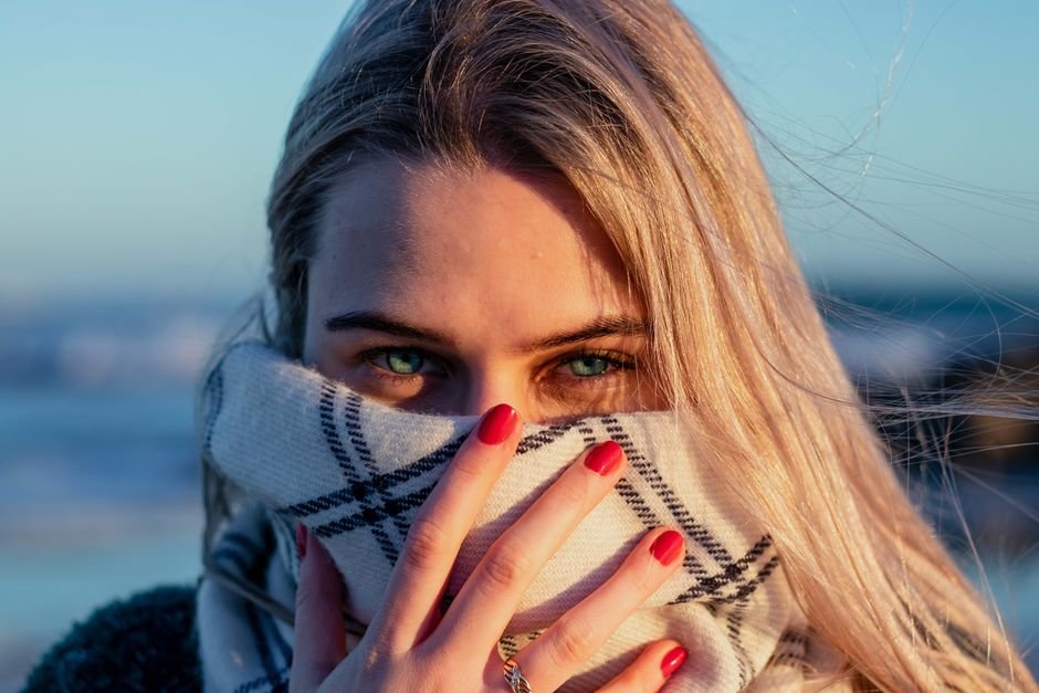 Classy Winter Nails 2025