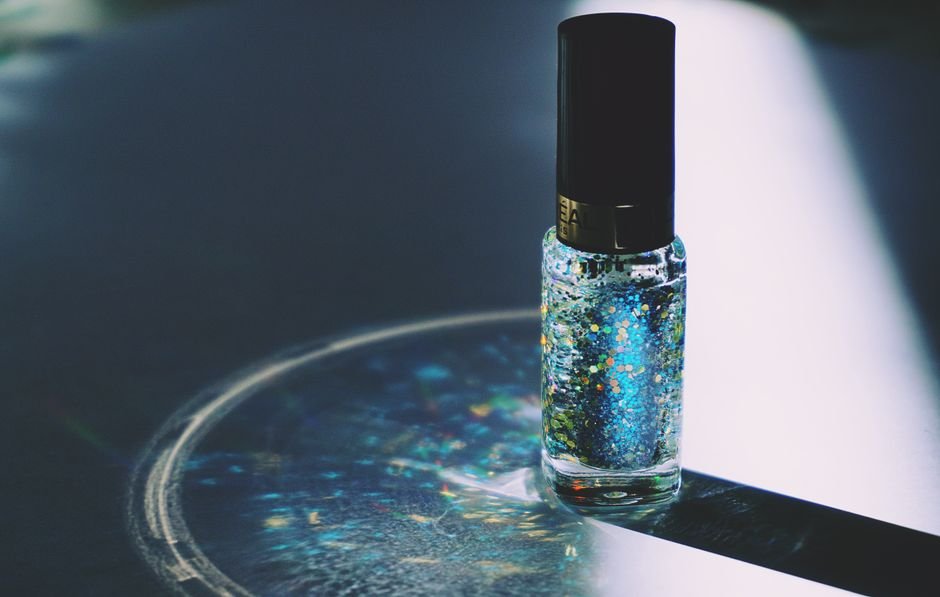 glitter nails stunning sparkle designs