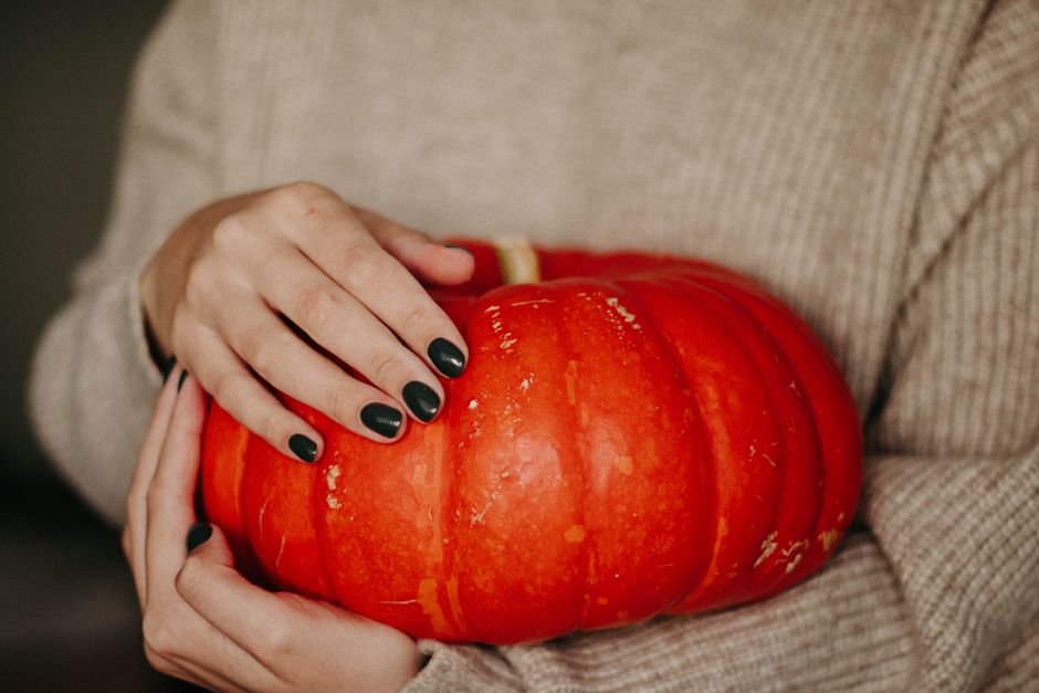 Minimal Fall Nails