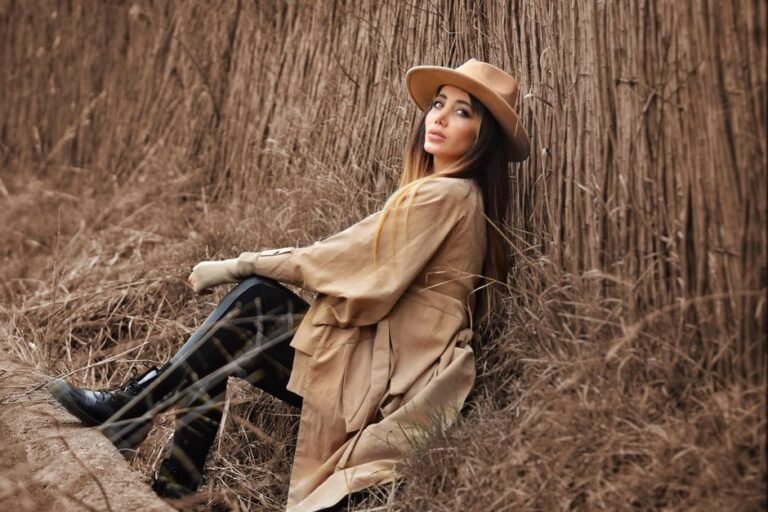 Neutral Fall Outfits: The Complete Guide to Effortless Autumn Style