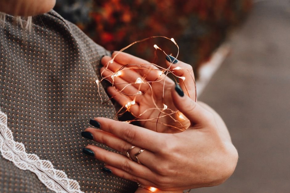 Soft Taupe Nails Fall