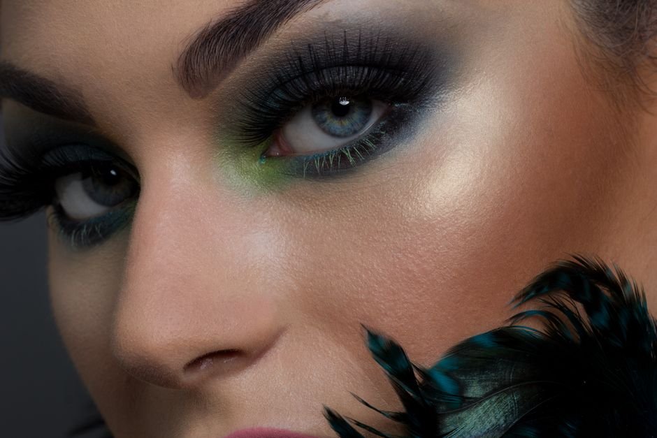 Dark Chrome Fall Nails: Master the Moody Metallic Trend Taking Over 2025 3 Dark Chrome Fall Nails