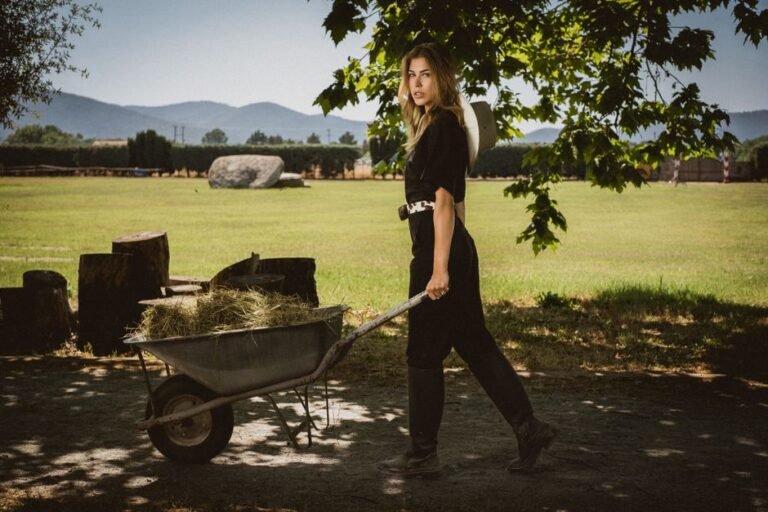 All Black Outfit for Work: The Ultimate Guide to Professional Monochrome Styling