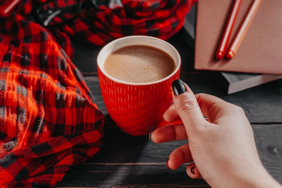 Red Nails Fall: Bold Autumn Manicure Trends for 2025 5 Red Nails Fall