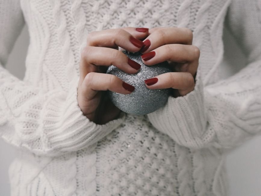 Christmas gel nails short festive