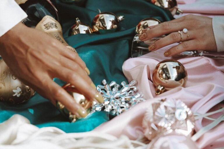 christmas nails pink: 50+ Festive Designs to Elevate Your Holiday Manicure