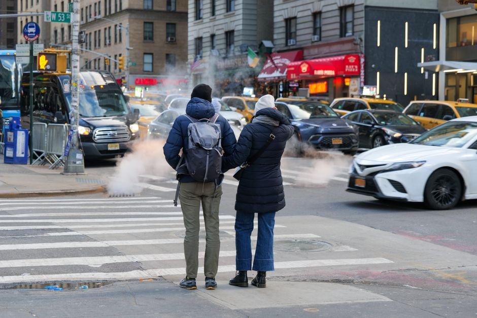 New York Outfits Winter: Your Complete Style Guide to Looking Chic in the Cold 2 New York Outfits Winter