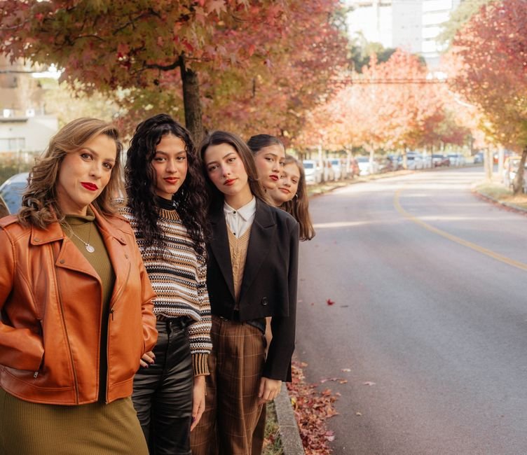 Fall Business Casual Outfits for Women: 35+ Stylish Ideas for Professional Autumn Dressing 5 Fall Business Casual Outfits for Women