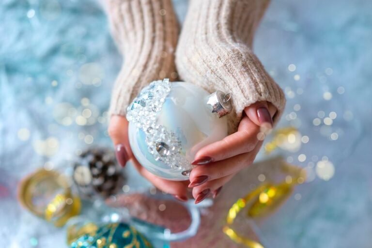 Pink And White Christmas Nails: Festive Manicure Ideas for 2025