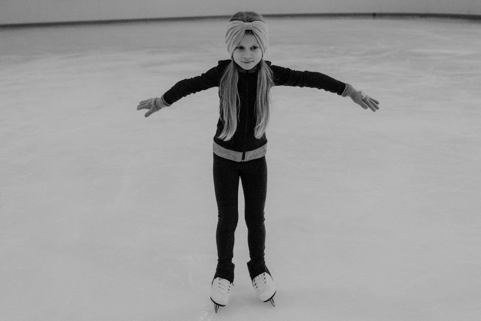 cute ice skating outfit style