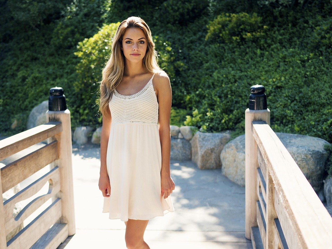 Ear length hair ideas for wavy hair