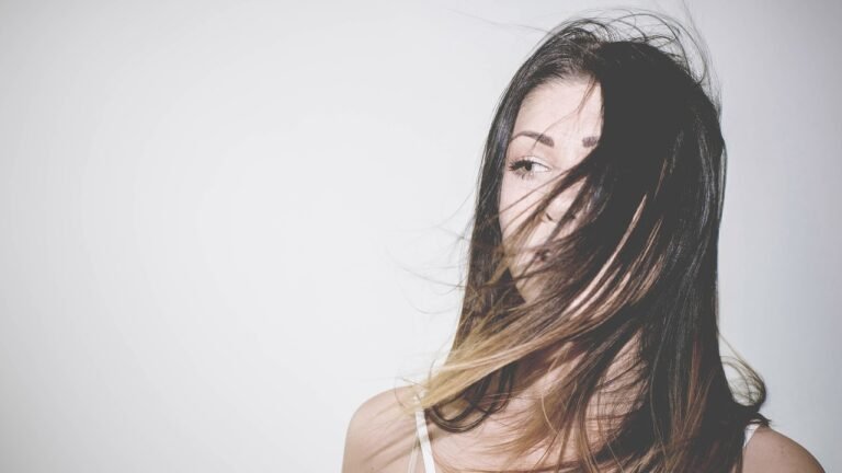 47 Layered Hairstyles for Long Hair That Add Movement, Shape, and Modern Polish (2026)