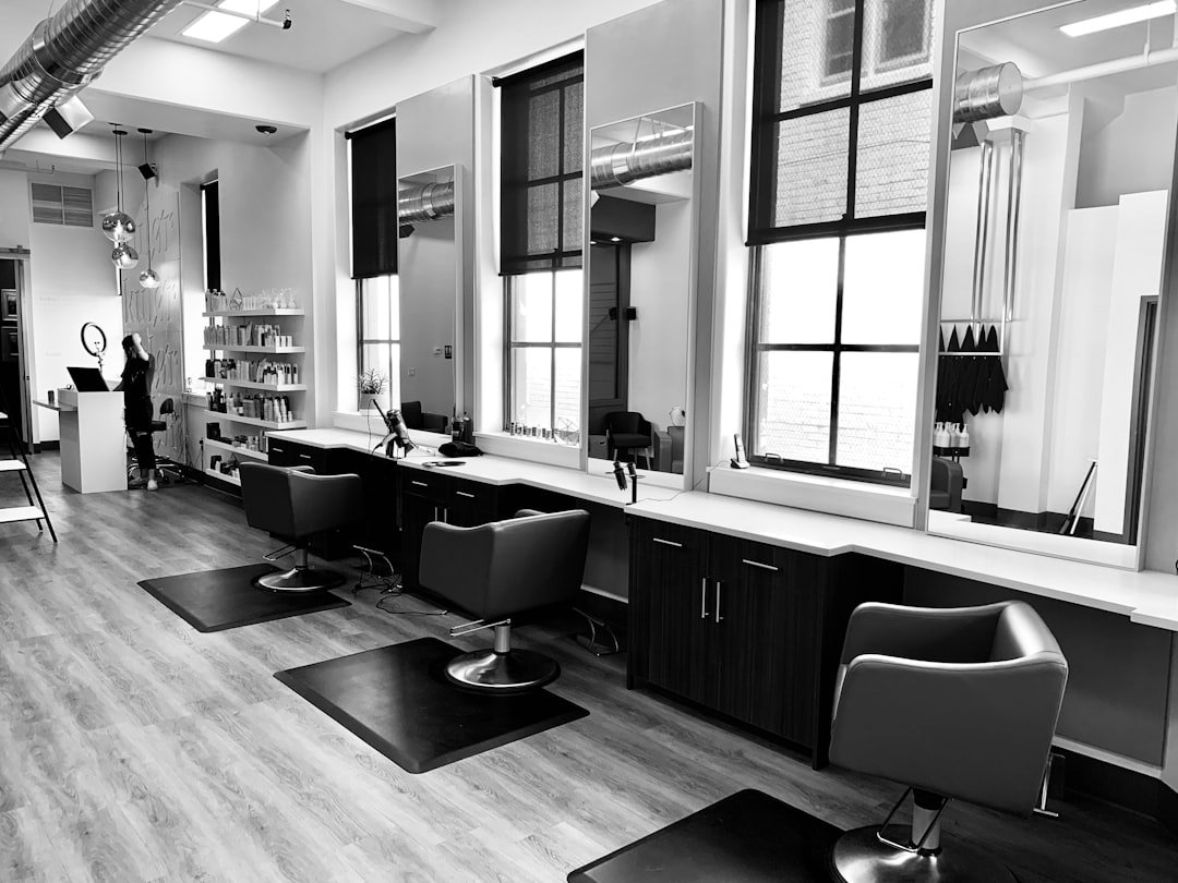Professional Salon vs At-Home Styling
