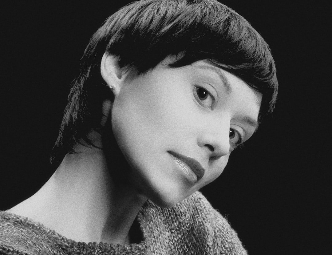 Stylish Short Hairstyles for Women Over 60 With Glasses