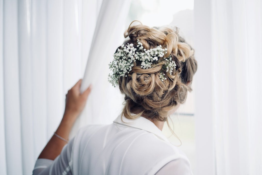 Wedding Hairstyles Ultimate Guide for Every Bride in 2026 7 Budget-Friendly Wedding Hairstyle Ideas