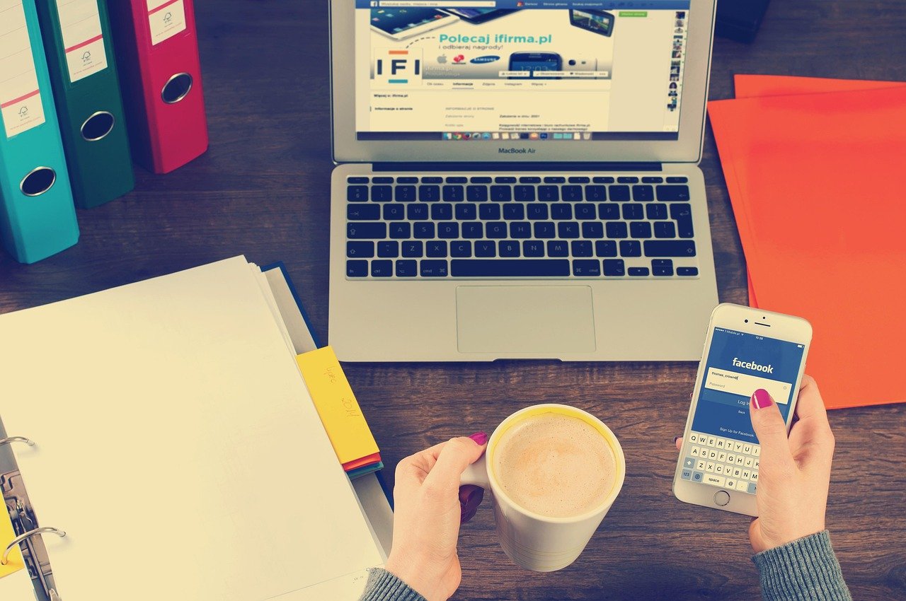 Celebrity & Social Media Trends