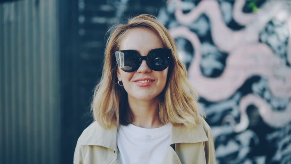 Best Honey Blonde Hair Ideas & Styles