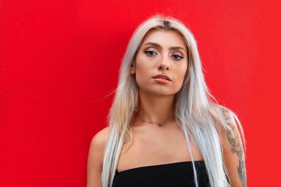Latest Trends in Platinum Blonde Hair Color Ideas