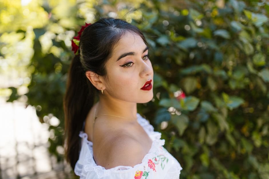 How to Maintain & Care for Latina Hairstyles