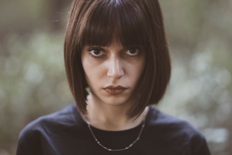 Short Wavy Bob With Rounded Fringe