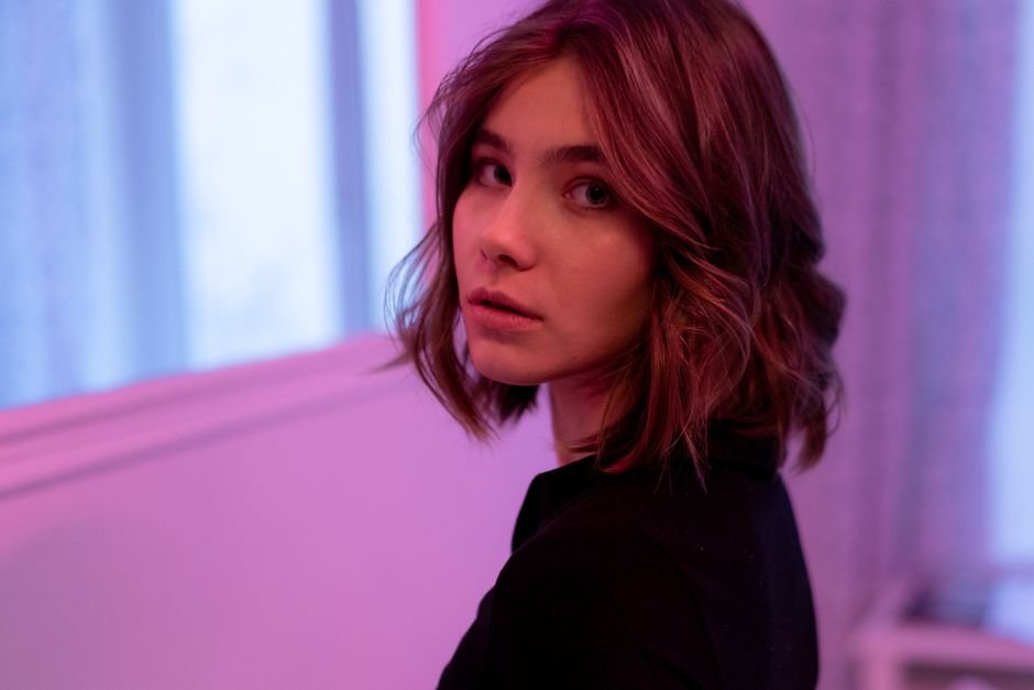 The Soft French Wavy Bob