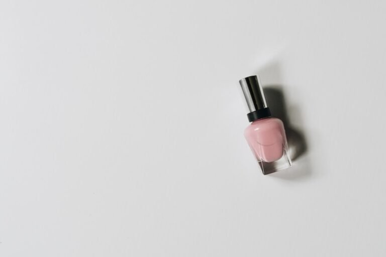 Common reasons for gel nail lifting - prevention and causes explained on our blog